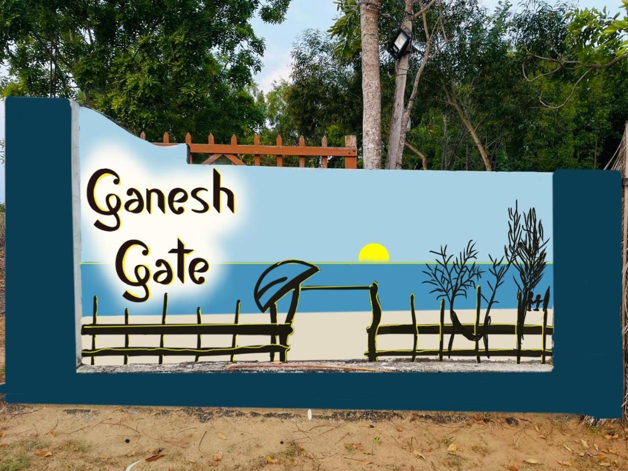 Отель Ganesh Gate Поттувил Экстерьер фото